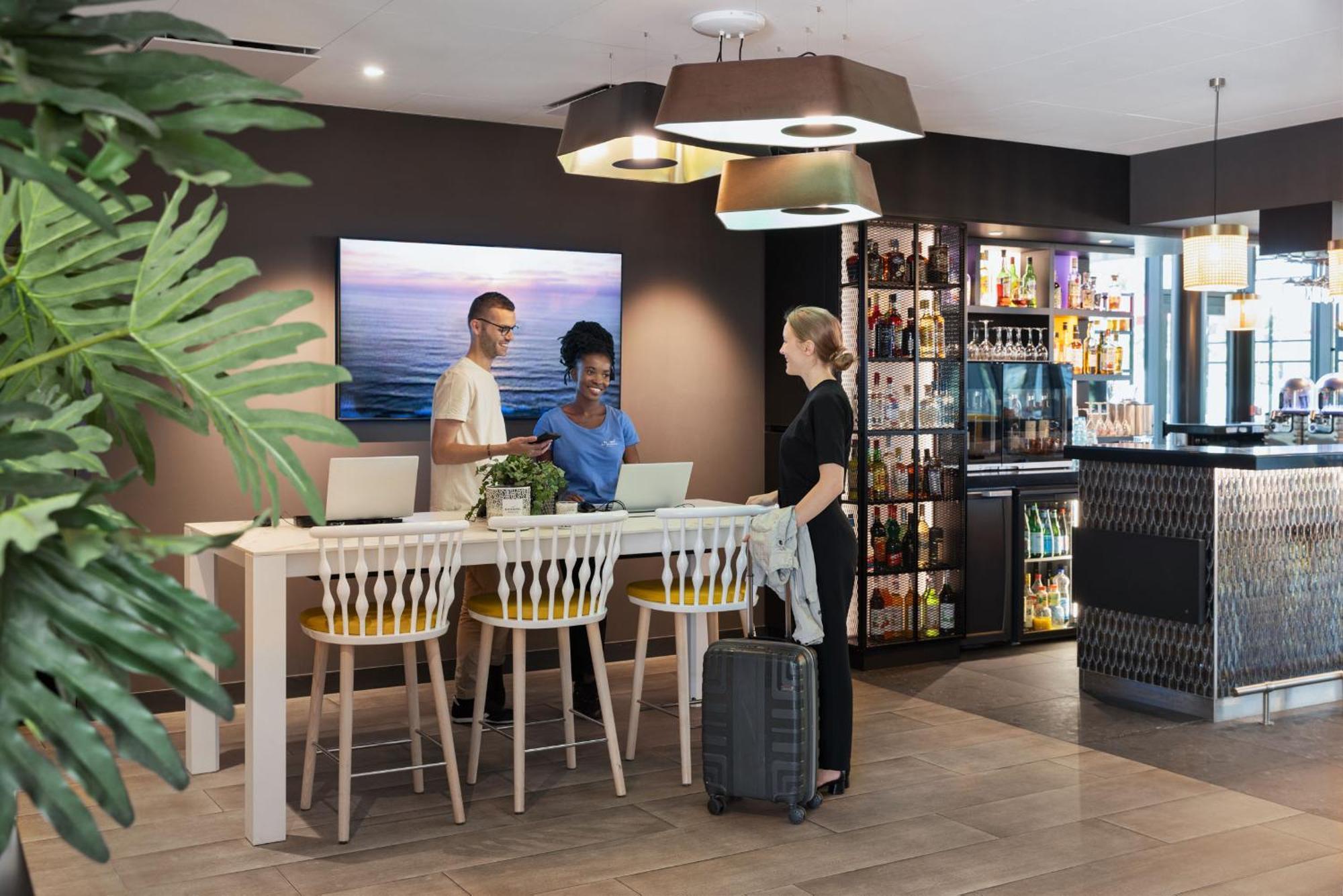 Novotel Rennes Alma Exterior photo